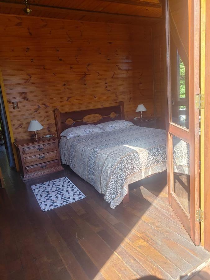 Chale Sonho Da Vovo A 5 Minutinhos Do Centrinho De Capivari Campos do Jordão Eksteriør bilde